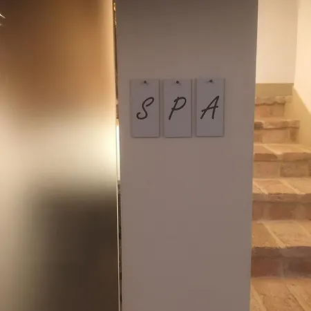 Bed and breakfast Tabano Ristorante-casolare 4*