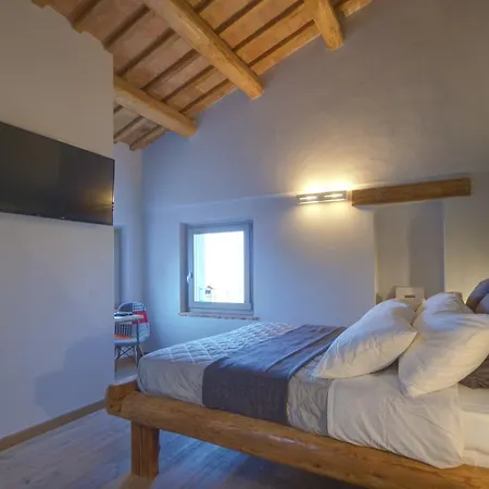 Tabano Ristorante-casolare Bed & Breakfast *